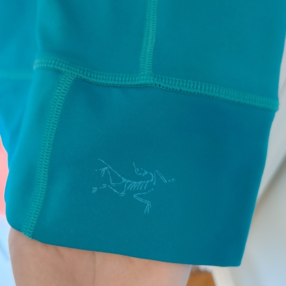 Arc'teryx Turquoise Workout V-Neck Tank (Size P/S) - Picture 2 of 6